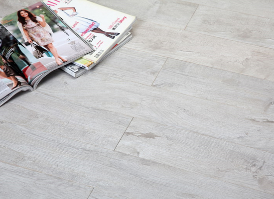 parquet grigio chiaro